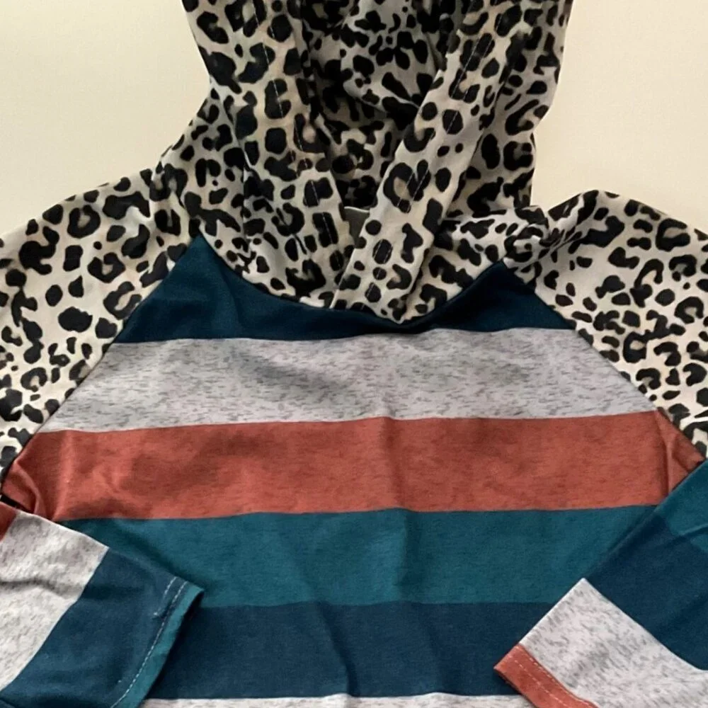LEOPARD STRIPED LIGHTWEIGHT SOFT HOODIE